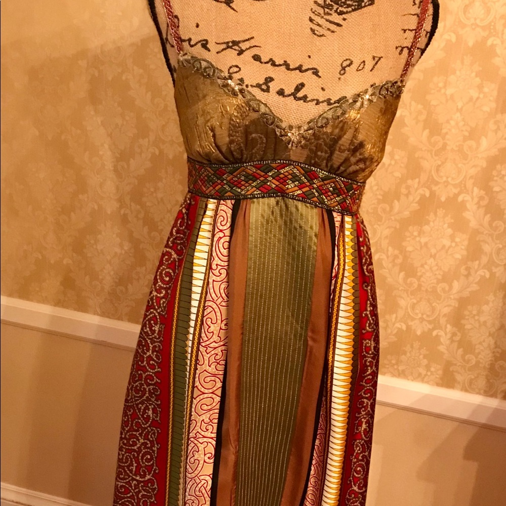 Beautiful silk 💯 dress, Nicole Miller Sz 2